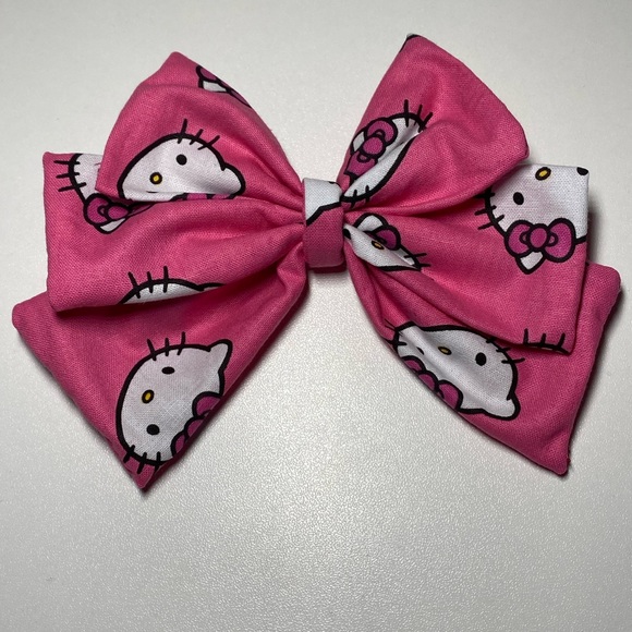 Hello kitty Bow Large custom handmade - Picture 4 of 10